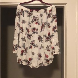 Boohoo off the shoulder floral top